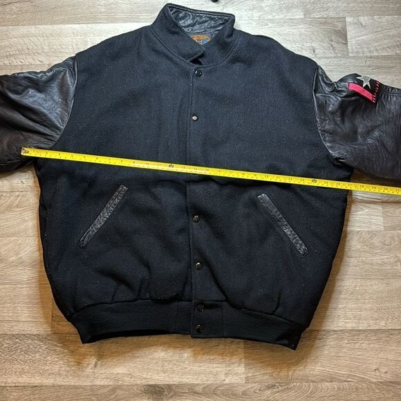 Home Alone- Movie Jacket. Home Alone 2. Vintage Leather Bomber Jacket. XL. - Picture 9 of 11